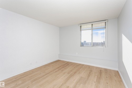 1004 11307 99 Avenue, Edmonton, AB - Indoor Photo Showing Other Room
