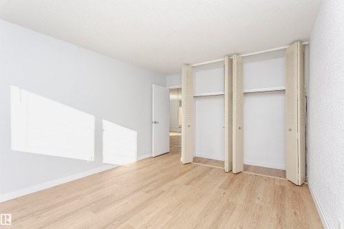 1004 11307 99 Avenue, Edmonton, AB - Indoor Photo Showing Other Room