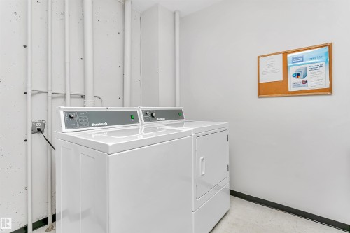 Located 2 doors down from Unit - 1004 11307 99 Avenue, Edmonton, AB - Indoor Photo Showing Laundry Room