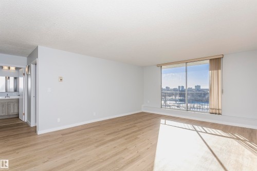 1004 11307 99 Avenue, Edmonton, AB - Indoor Photo Showing Other Room