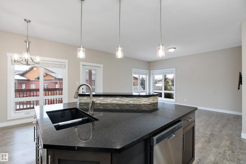 3403 Graybriar Green, Stony Plain, AB - Indoor Photo Showing Kitchen With Double Sink