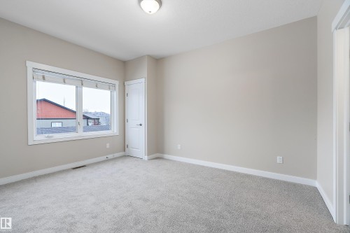 3403 Graybriar Green, Stony Plain, AB - Indoor Photo Showing Other Room
