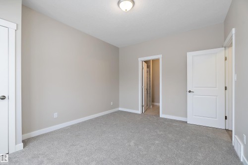 3403 Graybriar Green, Stony Plain, AB - Indoor Photo Showing Other Room
