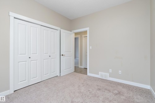 3403 Graybriar Green, Stony Plain, AB - Indoor Photo Showing Other Room