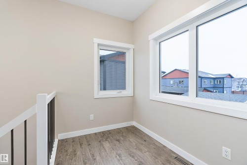 3403 Graybriar Green, Stony Plain, AB - Indoor Photo Showing Other Room