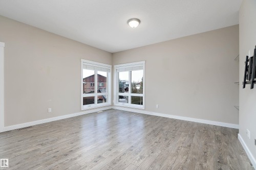 3403 Graybriar Green, Stony Plain, AB - Indoor Photo Showing Other Room
