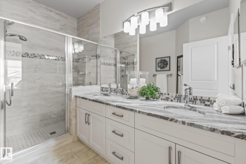 18 8 Lynx Close, St. Albert, AB - Indoor Photo Showing Bathroom