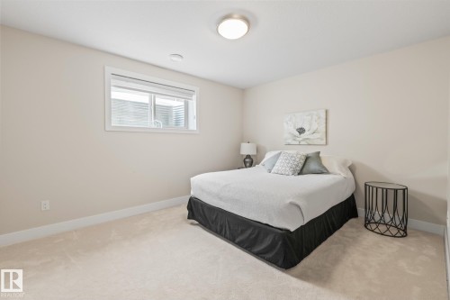 18 8 Lynx Close, St. Albert, AB - Indoor Photo Showing Bedroom