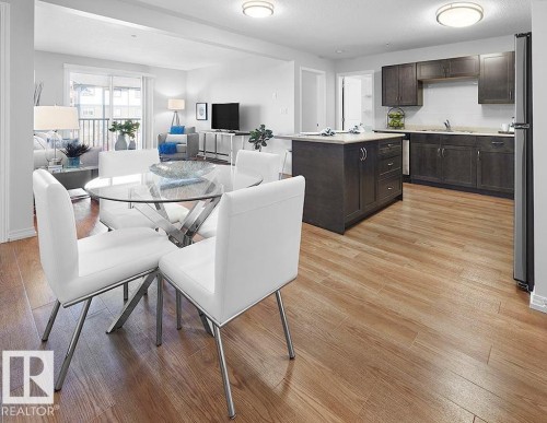 A303 6124 Stanton Drive, Edmonton, AB - Indoor Photo Showing Other Room