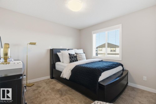 3693 Claxton Place, Edmonton, AB - Indoor Photo Showing Bedroom