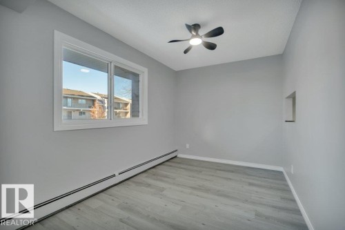 3 7404 38 Avenue, Edmonton, AB - Indoor Photo Showing Other Room