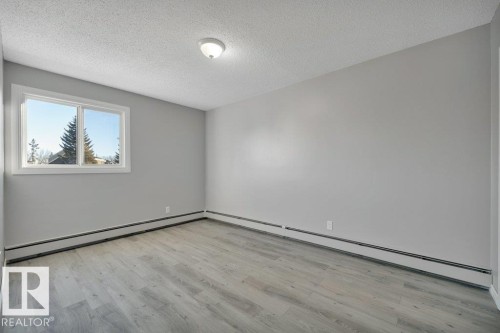 3 7404 38 Avenue, Edmonton, AB - Indoor Photo Showing Other Room