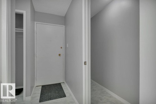 3 7404 38 Avenue, Edmonton, AB - Indoor Photo Showing Other Room