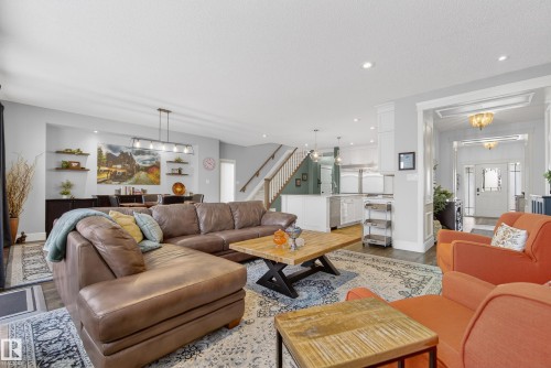 3687 Westcliff Way, Edmonton, AB - Indoor Photo Showing Living Room