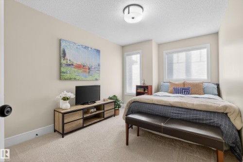 3687 Westcliff Way, Edmonton, AB - Indoor Photo Showing Bedroom