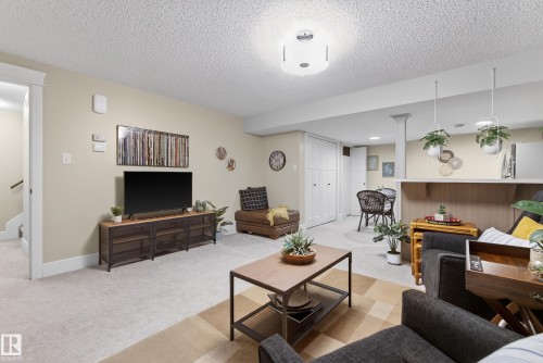 3687 Westcliff Way, Edmonton, AB - Indoor Photo Showing Living Room