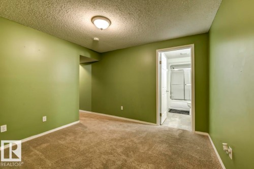 16 4020 21 Street, Edmonton, AB - Indoor Photo Showing Other Room