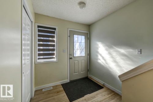 16 4020 21 Street, Edmonton, AB - Indoor Photo Showing Other Room