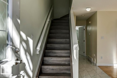 16 4020 21 Street, Edmonton, AB - Indoor Photo Showing Other Room