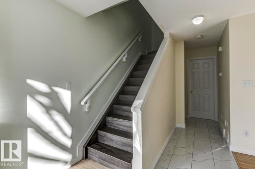 16 4020 21 Street, Edmonton, AB - Indoor Photo Showing Other Room