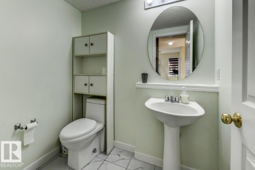 16 4020 21 Street, Edmonton, AB - Indoor Photo Showing Bathroom