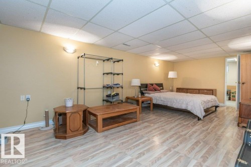 13539 110A Avenue, Edmonton, AB - Indoor Photo Showing Bedroom