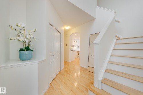 2532 Bell Court, Edmonton, AB - Indoor Photo Showing Other Room