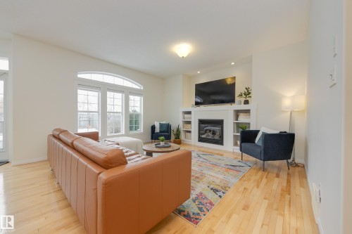 2532 Bell Court, Edmonton, AB - Indoor Photo Showing Living Room With Fireplace