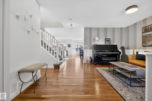 11709 13A Avenue, Edmonton, AB - Indoor