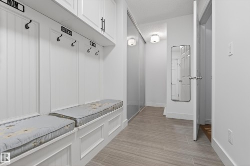 11709 13A Avenue, Edmonton, AB - Indoor