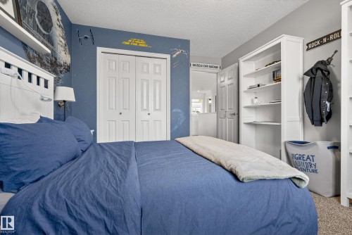 11709 13A Avenue, Edmonton, AB - Indoor Photo Showing Bedroom