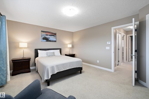 1074 Watt Promenade, Edmonton, AB - Indoor Photo Showing Bedroom