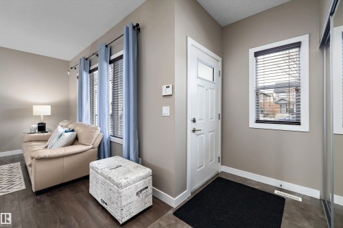 1074 Watt Promenade, Edmonton, AB - Indoor Photo Showing Other Room