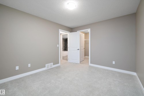 1074 Watt Promenade, Edmonton, AB - Indoor Photo Showing Other Room