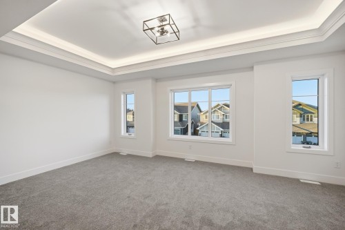 68 Hemingway Crescent, Spruce Grove, AB - Indoor Photo Showing Other Room