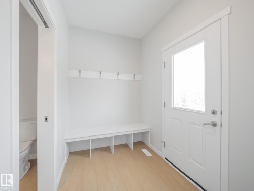 17527 7 Street, Edmonton, AB - Indoor Photo Showing Other Room