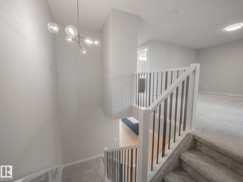 17527 7 Street, Edmonton, AB - Indoor Photo Showing Other Room