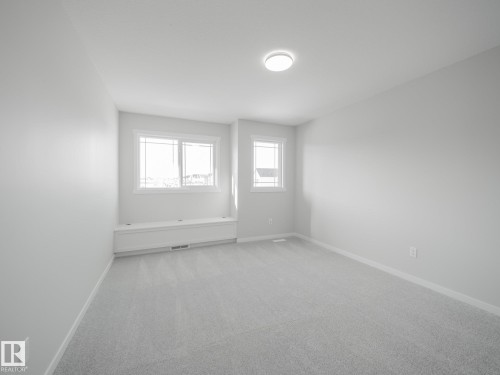 17527 7 Street, Edmonton, AB - Indoor Photo Showing Other Room