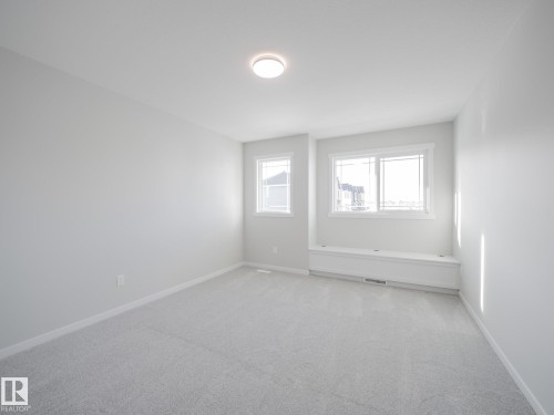 17527 7 Street, Edmonton, AB - Indoor Photo Showing Other Room
