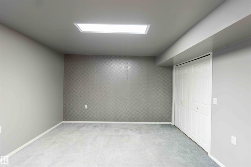 11211 11 Ave, Edmonton, AB - Indoor