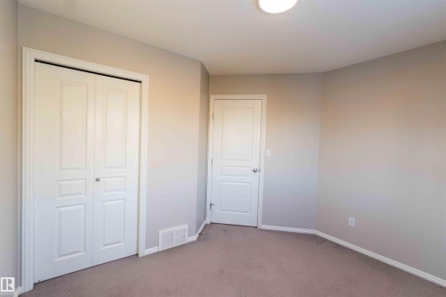11211 11 Ave, Edmonton, AB - Indoor Photo Showing Other Room