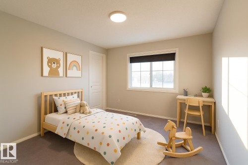 11211 11 Ave, Edmonton, AB - Indoor Photo Showing Bedroom