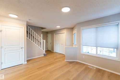 11211 11 Ave, Edmonton, AB - Indoor Photo Showing Other Room