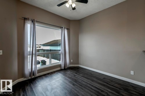 187 Bridgeport Boulevard, Leduc, AB - Indoor Photo Showing Other Room