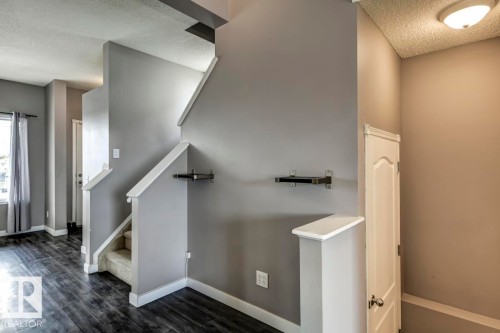 187 Bridgeport Boulevard, Leduc, AB - Indoor Photo Showing Other Room