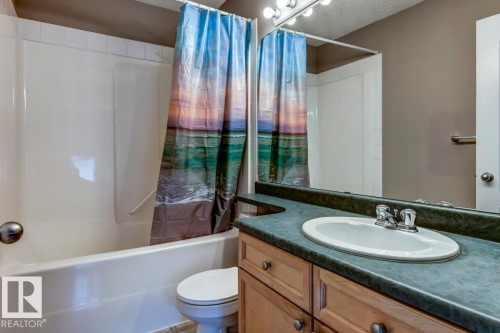 187 Bridgeport Boulevard, Leduc, AB - Indoor Photo Showing Bathroom