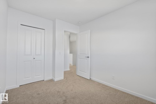 2416 Trumpeter Way, Edmonton, AB - Indoor