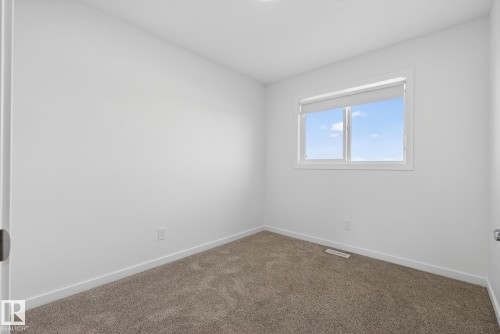 2416 Trumpeter Way, Edmonton, AB - Indoor Photo Showing Other Room