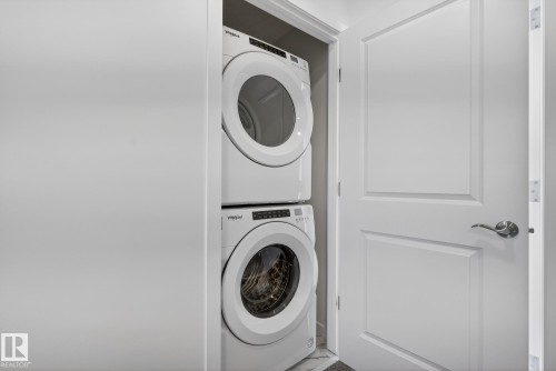 2416 Trumpeter Way, Edmonton, AB - Indoor Photo Showing Laundry Room