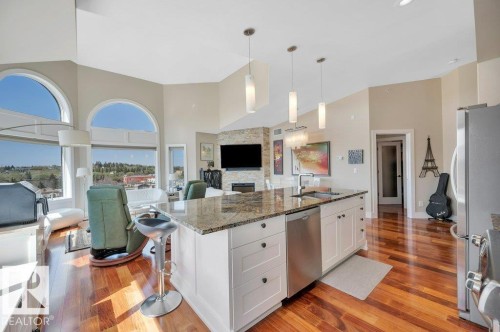 401 30 St Joseph Street, St. Albert, AB - Indoor Photo Showing Kitchen With Upgraded Kitchen